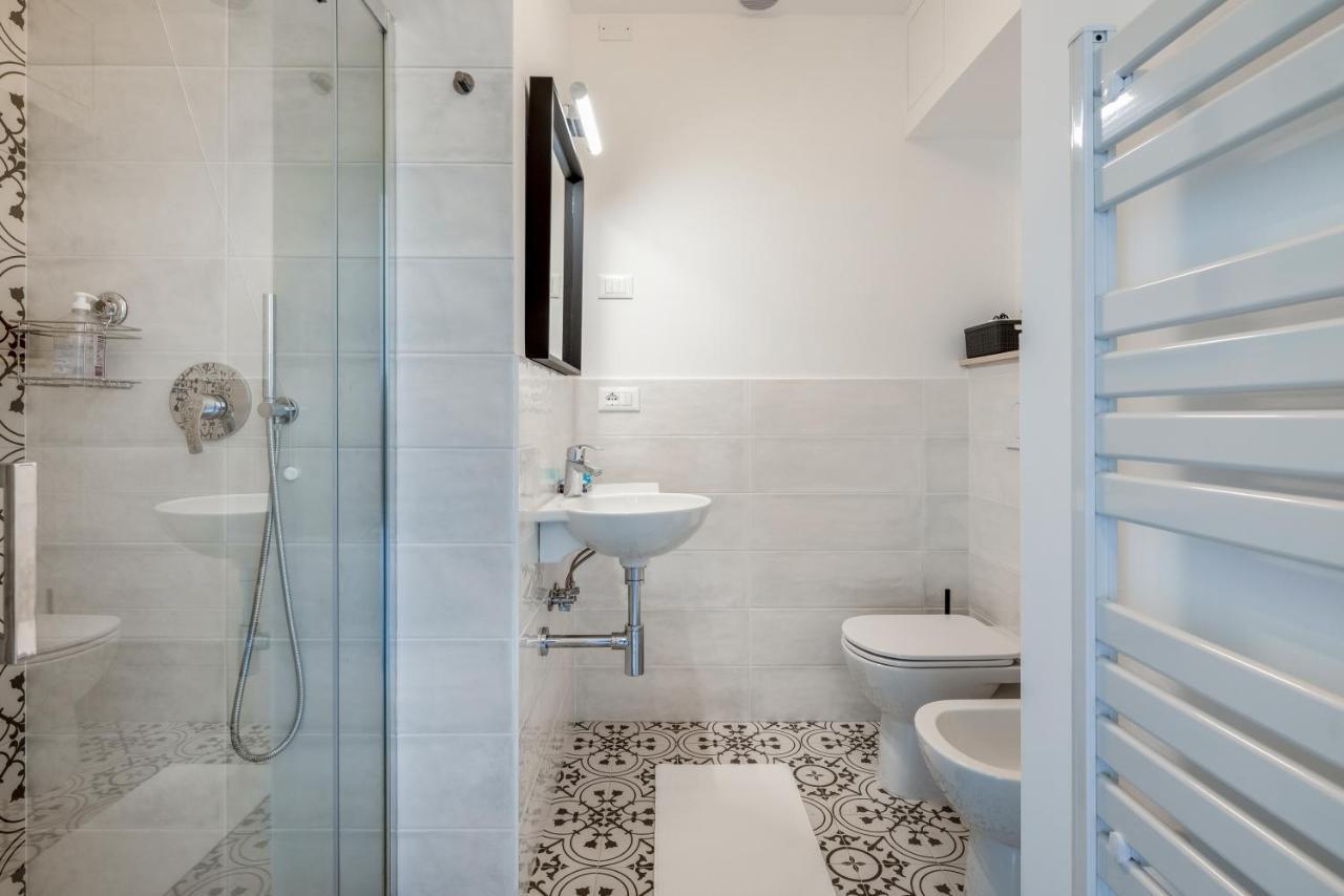Family & Friends Rooms With Shared Bathroom Padua Buitenkant foto