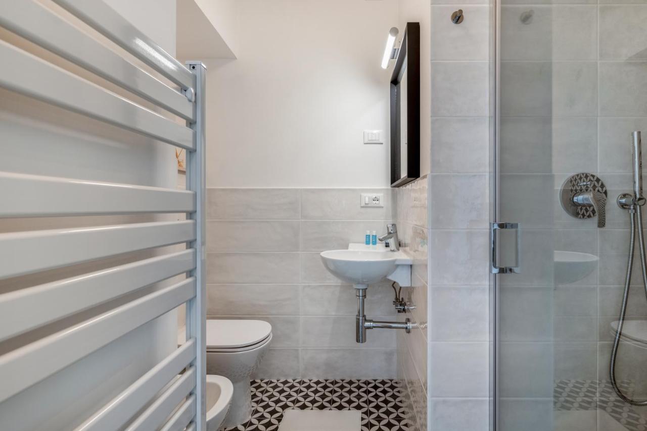 Family & Friends Rooms With Shared Bathroom Padua Buitenkant foto